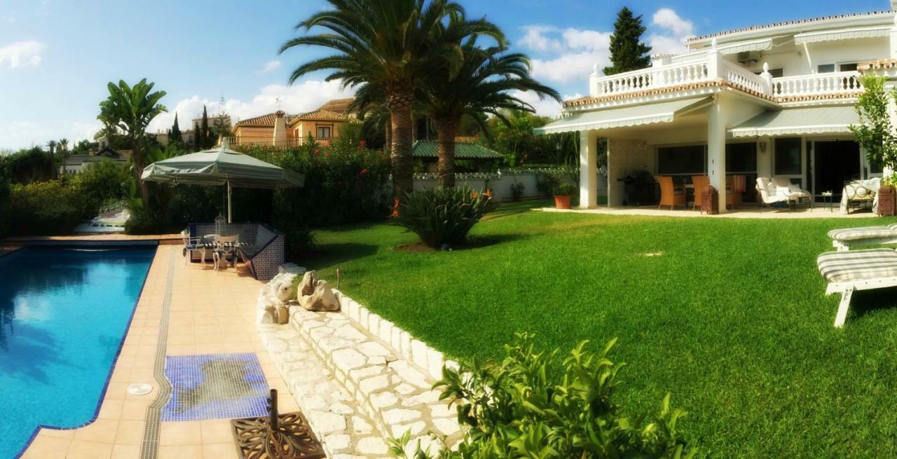 Villa Breeze Boutique Guest Rooms, Marbella Sitio de Calahonda Exterior photo