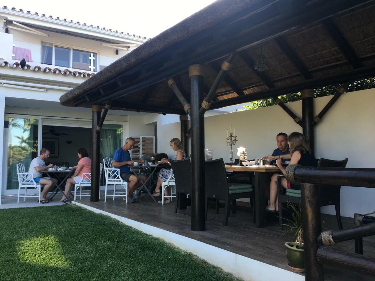 Villa Breeze Boutique Guest Rooms, Marbella Sitio de Calahonda Exterior photo