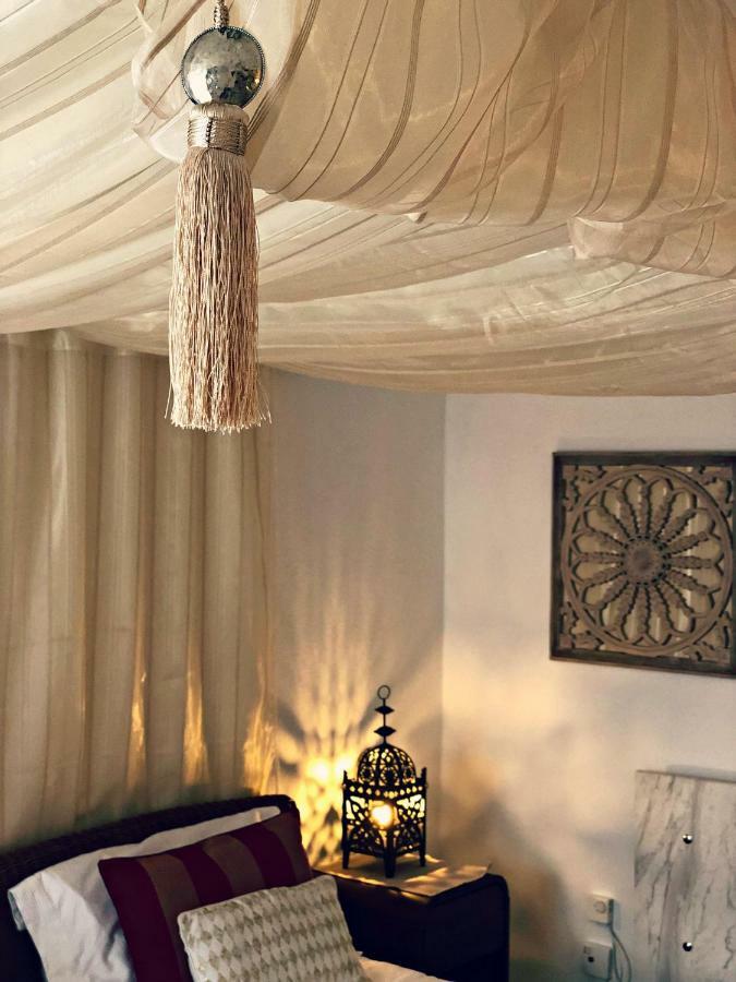 Villa Breeze Boutique Guest Rooms, Marbella Sitio de Calahonda Exterior photo